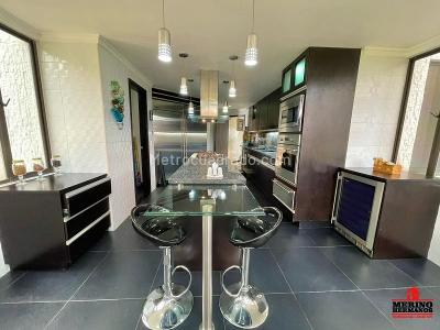 Apartamento de 4 alcobas en venta en El Poblado, Medellín, 440 m² · foto 6 de 20