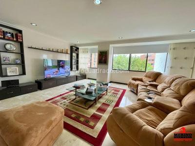 Apartamento de 4 alcobas en venta en El Poblado, Medellín, 440 m² · foto 11 de 20
