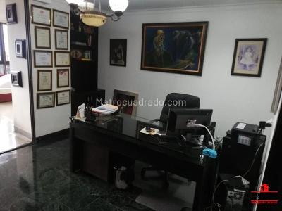 Apartamento de 4 alcobas en venta en El Poblado, Medellín, 440 m² · foto 13 de 20