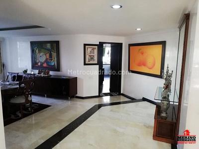 Apartamento de 4 alcobas en venta en El Poblado, Medellín, 440 m² · foto 15 de 20