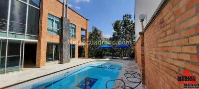 Casa de 5 alcobas en venta en San Jose, Sabaneta, 500 m² · foto 11 de 20