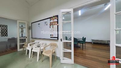 Casa de 5 alcobas en arriendo en Prado Centro, Medellín, 956 m² · foto 3 de 16