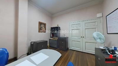 Casa de 5 alcobas en arriendo en Prado Centro, Medellín, 956 m² · foto 16 de 16