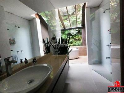 Casa de 4 alcobas en venta en Loma De Las Brujas, Envigado, 1000 m² · foto 15 de 20