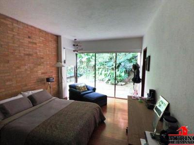 Casa de 4 alcobas en venta en Loma De Las Brujas, Envigado, 1000 m² · foto 16 de 20