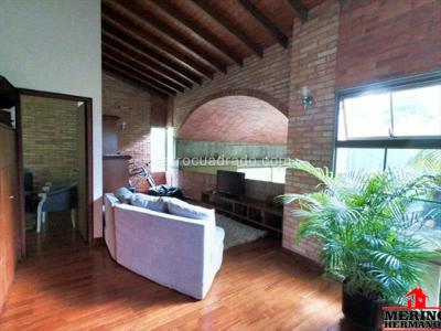 Casa de 4 alcobas en venta en Loma De Las Brujas, Envigado, 1000 m² · foto 17 de 20