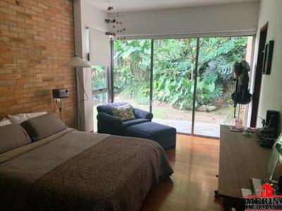 Casa de 4 alcobas en venta en Loma De Las Brujas, Envigado, 1000 m² · foto 18 de 20