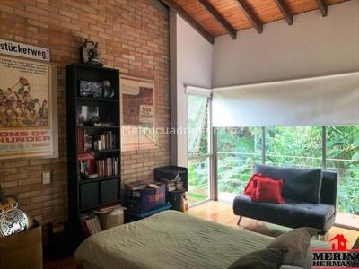 Casa de 4 alcobas en venta en Loma De Las Brujas, Envigado, 1000 m² · foto 19 de 20