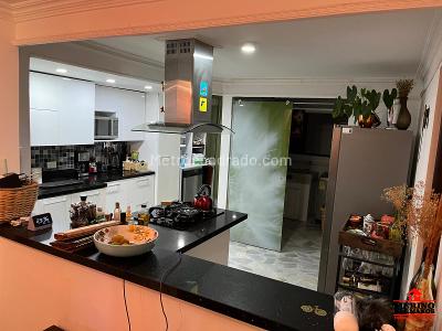 Apartamento en venta en Conquistadores, Medellín · foto 7 de 20