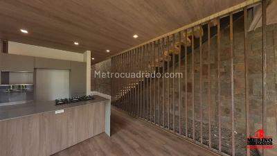 Casa de 3 alcobas en venta en Alto De Las Palmas, Envigado, 310 m² · foto 11 de 20