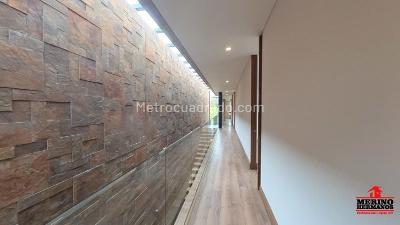 Casa de 3 alcobas en venta en Alto De Las Palmas, Envigado, 310 m² · foto 15 de 20