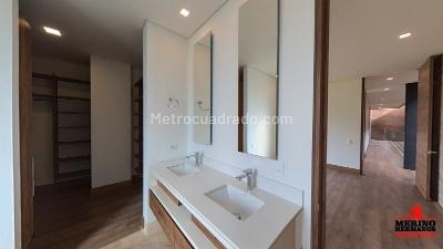 Casa de 3 alcobas en venta en Alto De Las Palmas, Envigado, 310 m² · foto 18 de 20