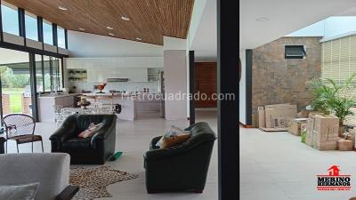 Casa de 5 alcobas en venta en V, Rionegro · foto 20 de 20