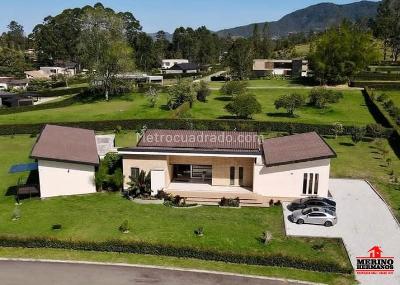 Casa de 5 alcobas en venta en V, Rionegro · foto 2 de 20