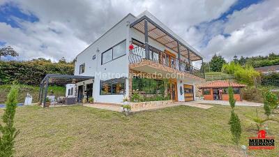 Casa de 5 alcobas en venta en Vereda Rancherias, Rionegro, 600 m² · foto 1 de 20