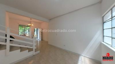 Casa de 2 alcobas en venta en Laureles Lorena, Medellín, 128 m² · foto 2 de 20