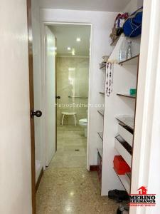 Apartamento en venta en Laureles, Medellín · foto 6 de 15