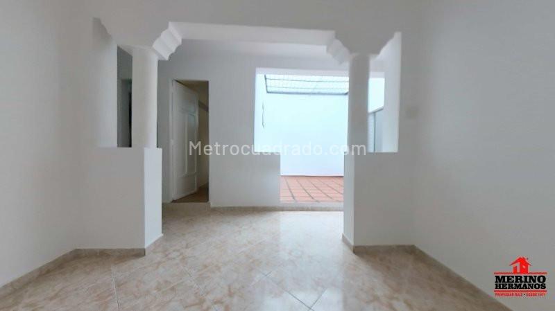 Beautiful 4BR House in Laureles - 6