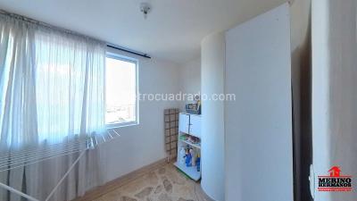 Apartamento de 4 alcobas en venta en Laureles, Medellín, 150 m² · foto 9 de 20