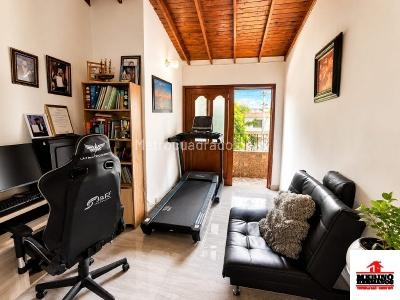 Apartamento de 2 alcobas en venta en Laureles, Medellín, 143 m² · foto 13 de 14