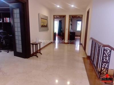Casa de 4 alcobas en venta en El Poblado, Medellín, 360 m² · foto 10 de 20