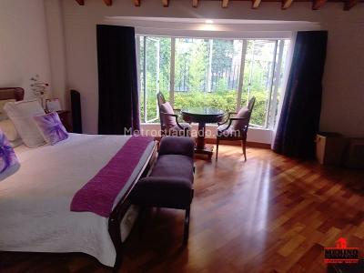 Casa de 4 alcobas en venta en El Poblado, Medellín, 360 m² · foto 12 de 20