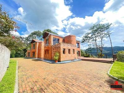 Casa de 3 alcobas en venta en Llanogrande, Rionegro, 400 m² · foto 10 de 20