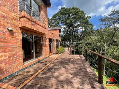 Casa de 3 alcobas en venta en Llanogrande, Rionegro, 400 m² · foto 14 de 20