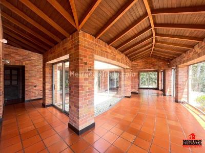 Casa de 3 alcobas en venta en Llanogrande, Rionegro, 400 m² · foto 18 de 20