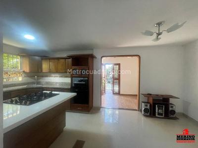 Casa de 4 alcobas en venta en La Catolica, Rionegro, 180 m² · foto 13 de 20
