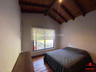 Casa de 4 alcobas en venta en Los Colegios, Rionegro, 300 m² · foto 15 de 20