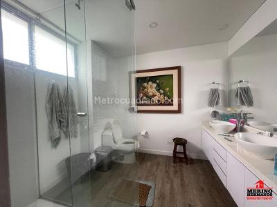Casa de 4 alcobas en venta en Barro Blanco, Rionegro, 220 m² · foto 15 de 20
