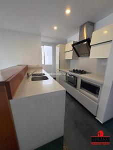Apartamento de 2 alcobas en venta en Loma De La Esmeralda, Envigado, 88 m² · foto 3 de 20