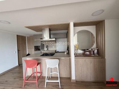 Apartamento de 3 alcobas en venta en Barro Blanco, Rionegro, 68 m² · foto 2 de 18