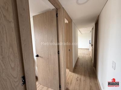 Apartamento de 3 alcobas en venta en Barro Blanco, Rionegro, 68 m² · foto 6 de 18