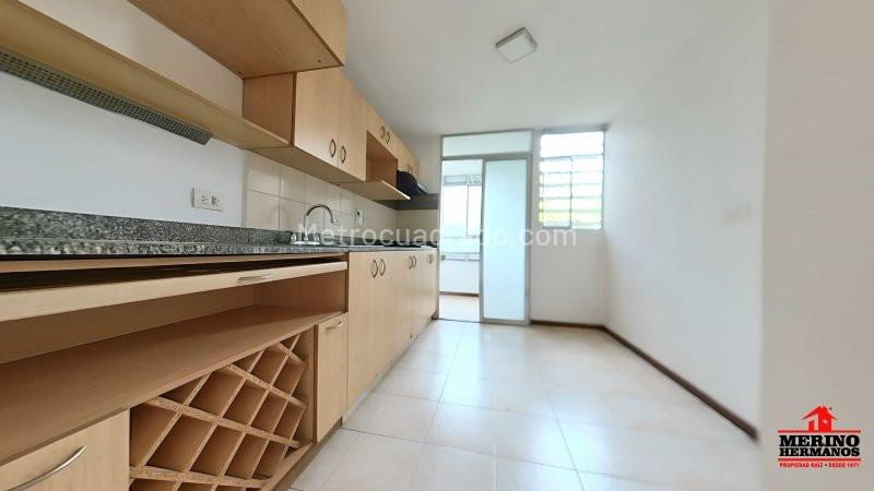 Spacious 3BR Apartment Near Aguacatala Metro