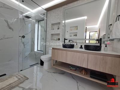 Casa de 4 alcobas en arriendo en San Antonio De Pereira, Rionegro, 350 m² · foto 19 de 20