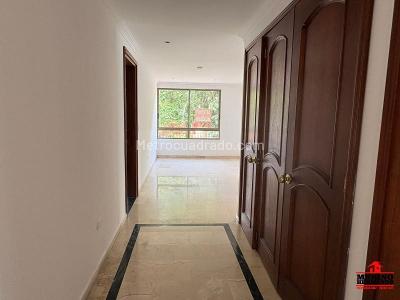 Apartamento en venta en El Poblado, Medellín · foto 11 de 11