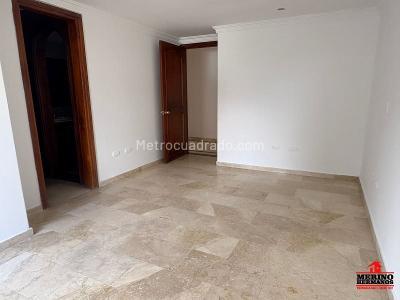 Apartamento en venta en El Poblado, Medellín · foto 8 de 11