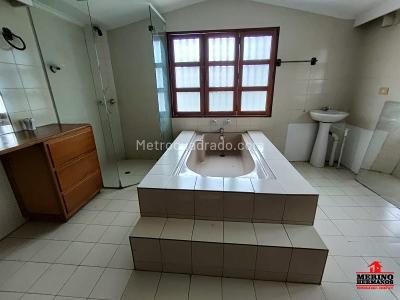 Casa de 4 alcobas en venta en Aeropuerto, Rionegro, 270 m² · foto 20 de 20