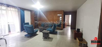 Apartamento en venta en Centro, Medellín · foto 2 de 15