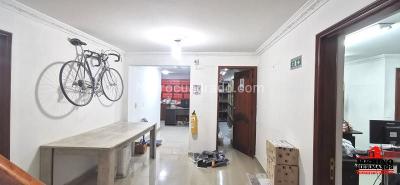Casa de 5 alcobas en venta en Alameda, Medellín, 770 m² · foto 13 de 16