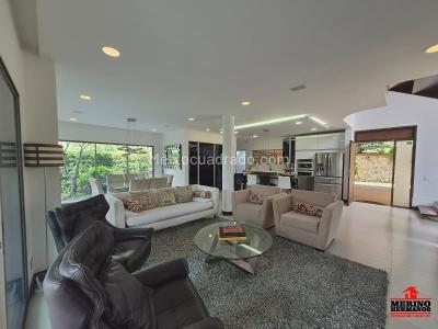 Casa de 3 alcobas en venta en Alto De Las Flores, Sabaneta, 350 m² · foto 3 de 20
