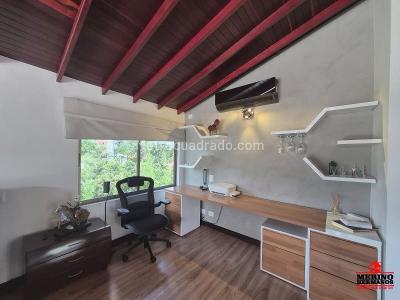 Casa de 3 alcobas en venta en Alto De Las Flores, Sabaneta, 350 m² · foto 7 de 20