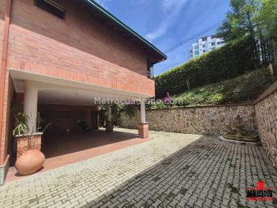 Casa de 3 alcobas en venta en Alto De Las Flores, Sabaneta, 350 m² · foto 20 de 20