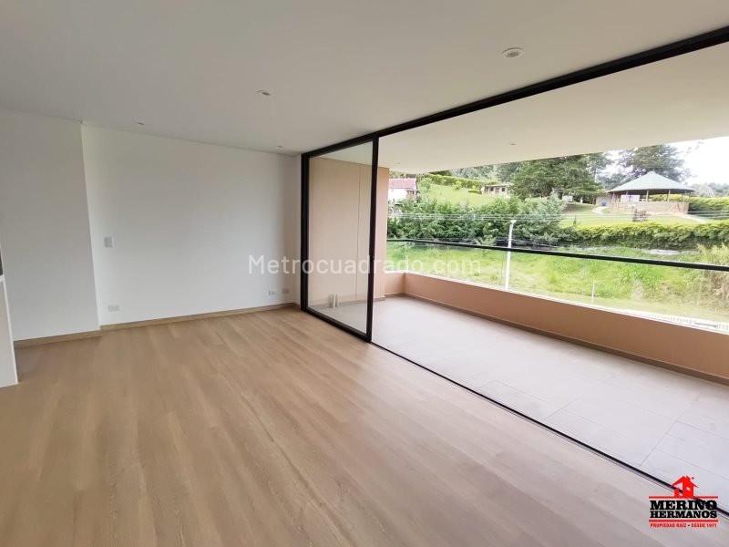 2BR Apartment in El Retiro (84 m²) - 4