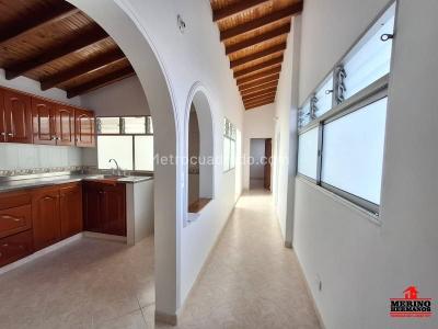 Apartamento de 4 alcobas en venta en San Bernardo, Medellín, 93 m² · foto 4 de 13