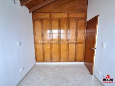 Apartamento de 4 alcobas en venta en San Bernardo, Medellín, 93 m² · foto 6 de 13