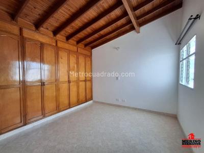 Apartamento de 4 alcobas en venta en San Bernardo, Medellín, 93 m² · foto 8 de 13