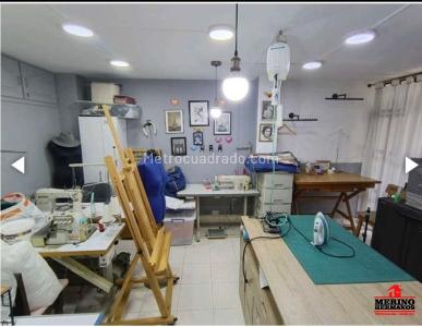 Casa de 5 alcobas en venta en Calasanz, Medellín, 175 m² · foto 9 de 13